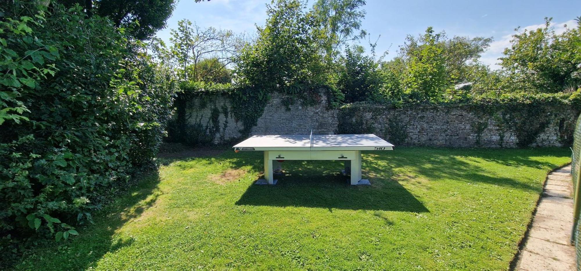 Gite 4 Personnes Avec Piscine Et Bain Nordique Proche Des Plages Du Debarquement Le Manoir  Exterior photo