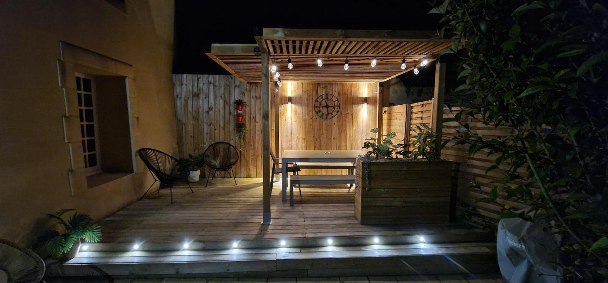Gite 4 Personnes Avec Piscine Et Bain Nordique Proche Des Plages Du Debarquement Le Manoir  Exterior photo